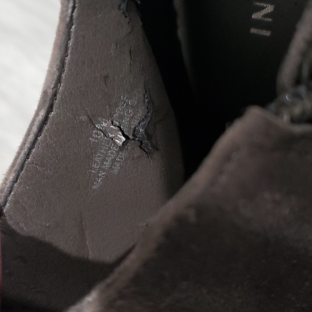 Gianni  Bini boots. - Picture 5 of 9